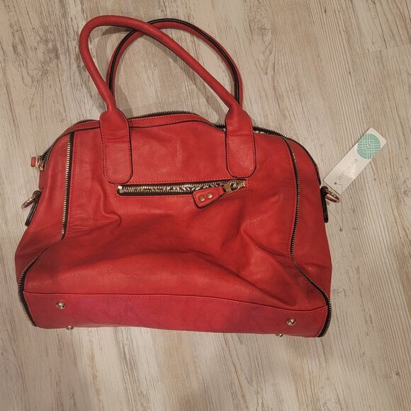 NWT Red Purse Urban Explorations, super cute - Picture 2 of 4